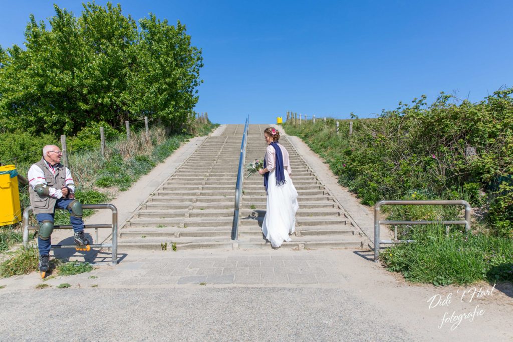 Bruiloft den haag trouwen Didi t Hart fotografie strand kasserie OCK