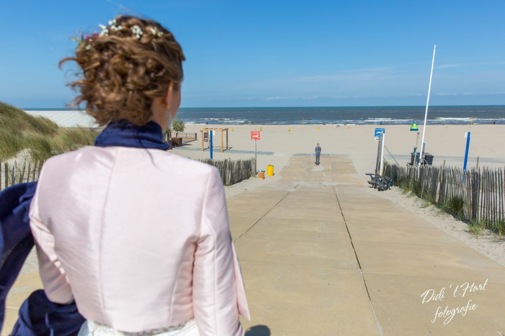 Bruiloft den haag trouwen Didi t Hart fotografie strand kasserie OCK
