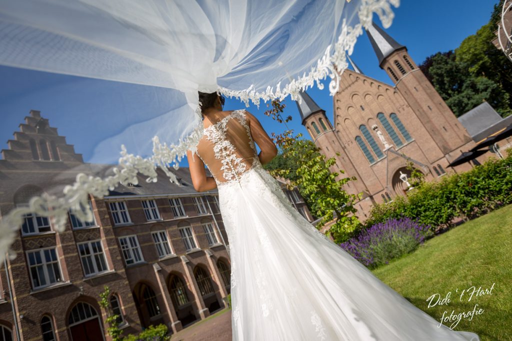 Didi t Hart fotografie bruidsfotograaf trouwfotograaf Rotterdam Dordrecht Barendrecht Rhoon Ridderkerk Roosendaal Capelle Breda Zoetermeer Hoeve trouwen wedding 2020