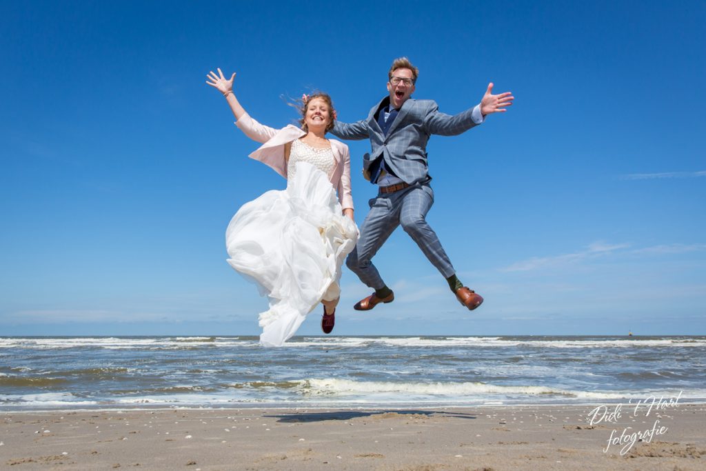 Bruiloft den haag trouwen Didi t Hart fotografie strand kasserie OCK